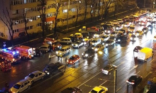 Carambol pe Calea Griviței din București