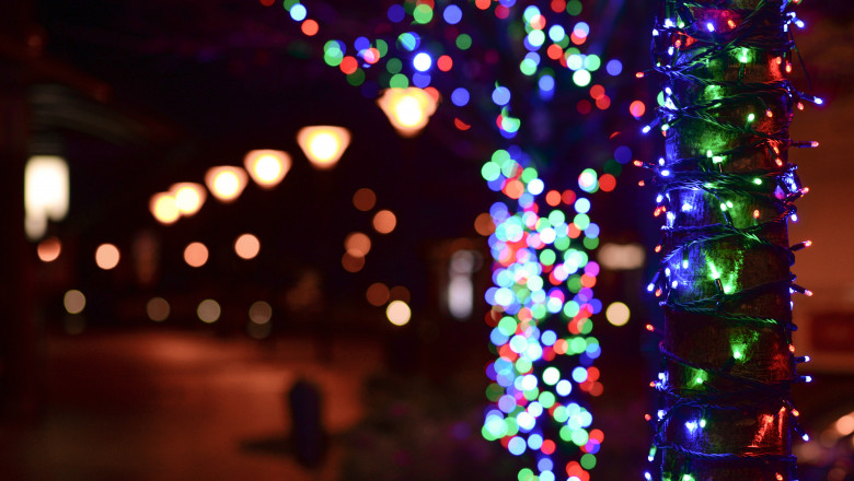 illuminated-christmas-lights-at-night-722680