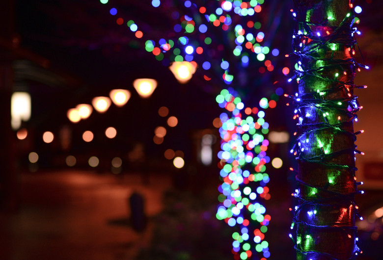 illuminated-christmas-lights-at-night-722680