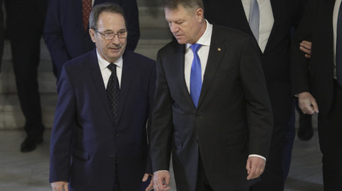 Klaus Iohannis cu Valer Dorneanu, la CCR