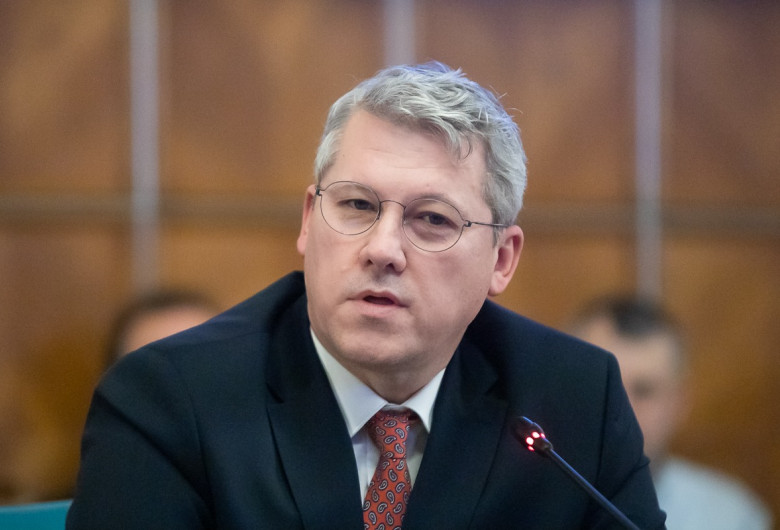 Cătălin Predoiu
