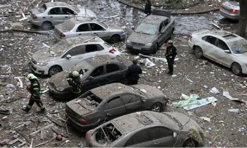 Cel puţin patru morţi şi aproape 100 de răniţi în atacurile masive de marţi ale Rusiei asupra Ucrainei/ Foto: X