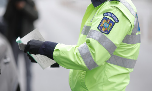 Bucharest,,Romania,-,March,25,,2020:,Romanian,Road,Police,Officer