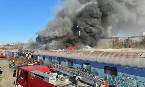 Incendiu la Gara Basarab şi Podul Grant/ FOTO: ISU Bucureşti-Ilfov