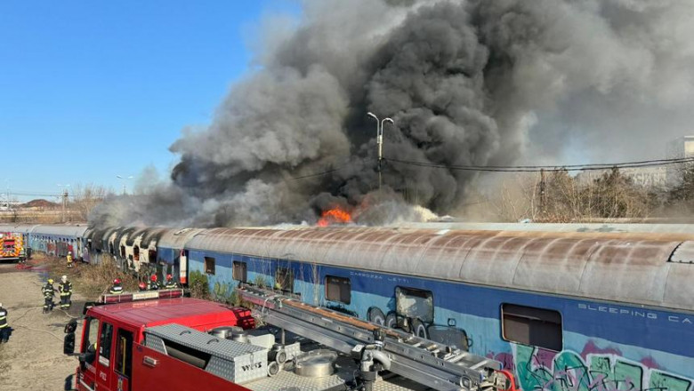 Incendiu la Gara Basarab şi Podul Grant/ FOTO: ISU Bucureşti-Ilfov