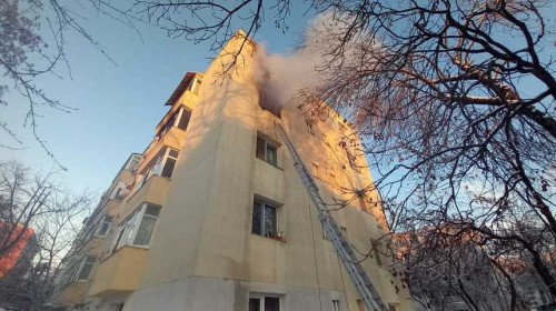 Incendiu apartament Iași/ Foto: News.ro