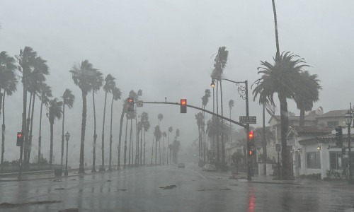 Stare de urgenţă în California, din cauza unei furtuni de iarnă puternice/ Profimedia