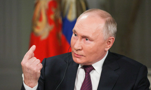 Russian President Putin gives interview to US journalist Carlson