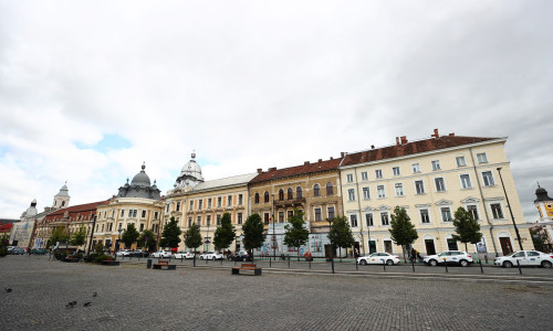 Daily life in Cluj, the city on the border of Romania and Hungary