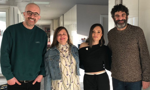 toma cuzin si sotia 0cbd3896-7974-4ff8-8d87-cc3c52277090