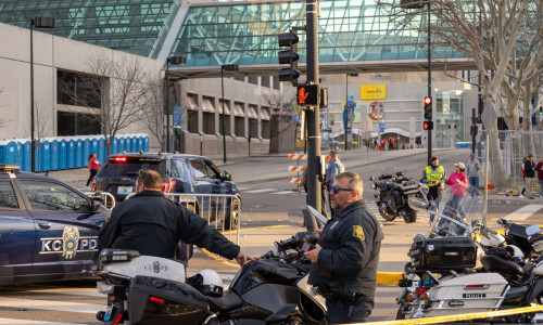 Un mort şi mai mult de 20 de răniţi în apropierea paradei de la Super Bowl