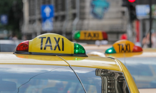 Bucharest,,Romania,,June,11,,2016:,Close,Up,On,A,Yellow