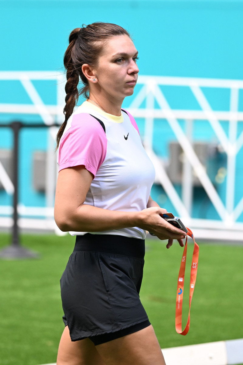 Simona Halep is seen on the practice court at the 2024 Miami Open held at Hard Rock Stadium, Miami Gardens, Florida, USA - 15 Mar 2024 Miami Open Tennis, Hard Rock Stadium, Miami Gardens, Florida, USA - 15 Mar 2024,Image: 857315330, License: Rights-managed, Restrictions: , Model Release: no