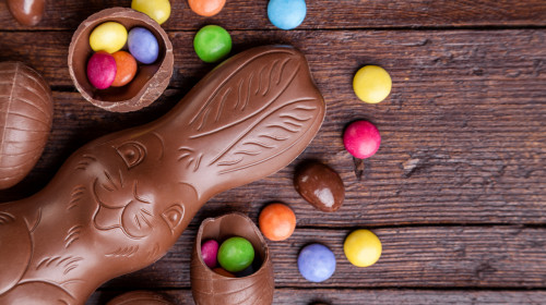 Delicious,Chocolate,Easter,Eggs,And,Sweets,On,Wooden,Background