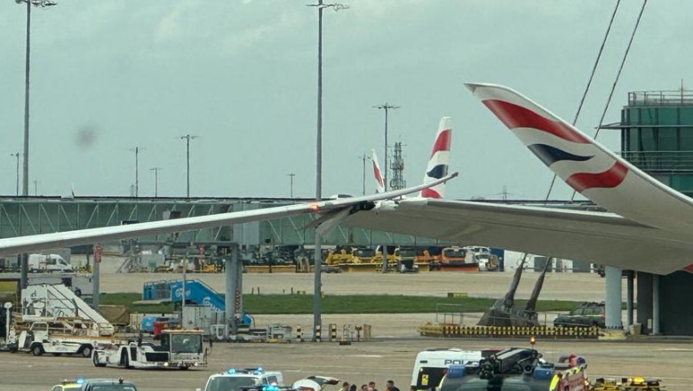 Două avioane s-au ciocnit pe Aeroportul Heathrow din Marea Britanie/ Foto: X