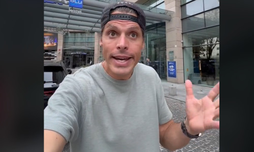 turist olandez