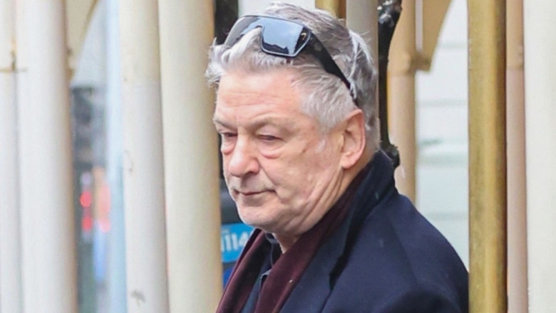 *EXCLUSIVE* A baggy-eyed Alec Baldwin gets some shopping done on his 66th birthday in NYC***web must call for pricing***