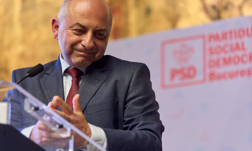 Bucharest, Romania. 9th Apr, 2024: Catalin Cirstoiu, the joint candidate for mayor of Bucharest of the Social Democratic Party (PSD) and the National Liberal Party (PNL), speaks at the election conference of the Bucharest branch of the Social Democratic P