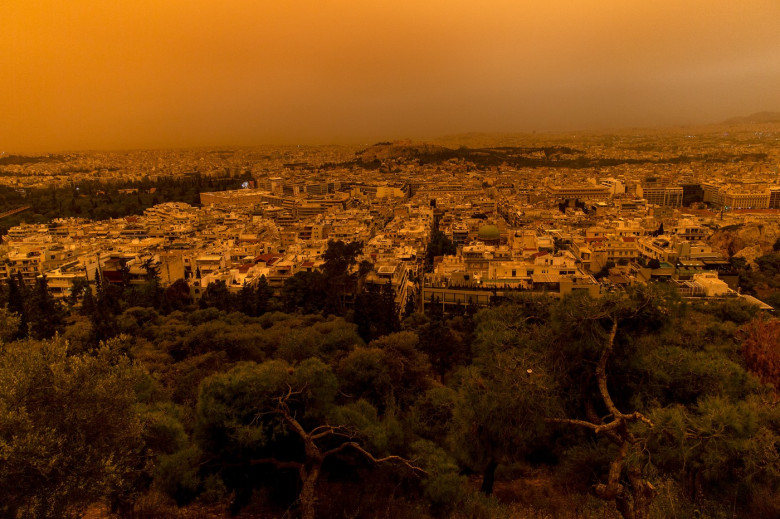 GREECE ATHENS DUST