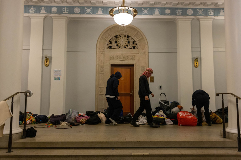 Studenţii pro-palestinieni de la Universitatea Columbia au ocupat o clădire a campusului/ Profimedia