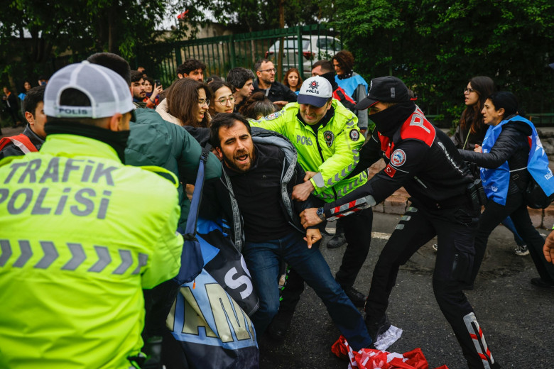 violențe in istanbul de 1 mai