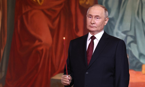 Vladimir Putin, la slujba de Paște (3)