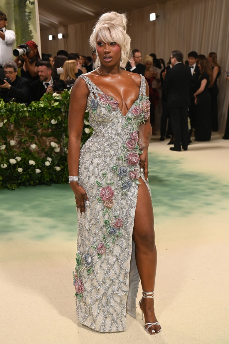 Met Gala. The Metropolitan Museum of Art's Costume Institute Benefit, celebrating the opening of the Sleeping Beauties: Reawakening Fashion exhibition, Arrivals, New York, USA - 06 May 2024