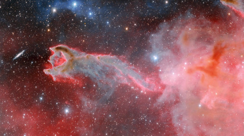 Reach for the stars! Astronomers spot ‘hand’ in incredible pictures of space
