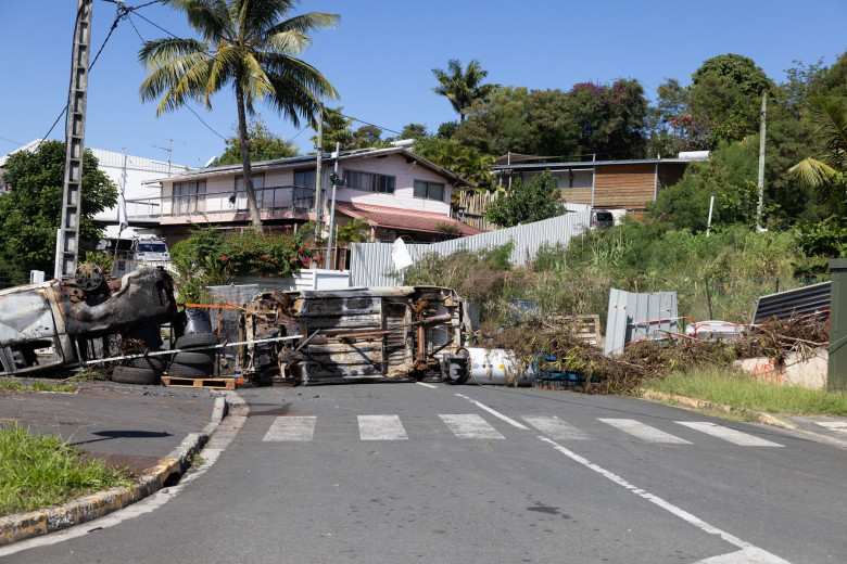 Deadly Riots Sweep New Caledonia Capital - Noumea