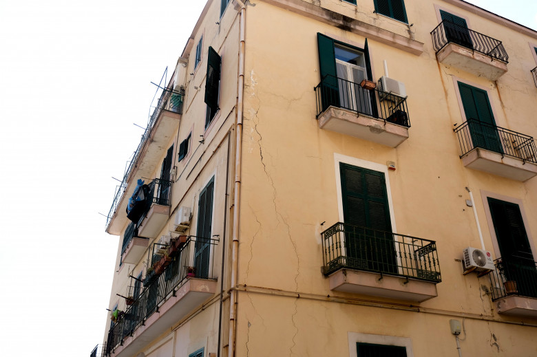 Italy: Campi Flegrei, the day after the tremors - News