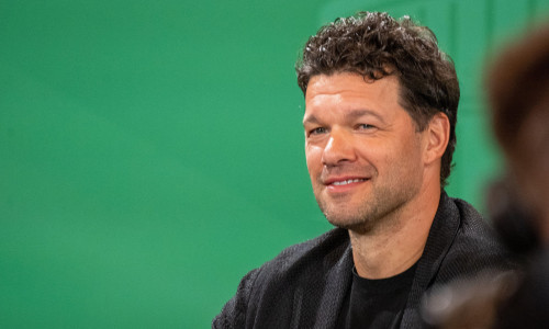13 May 2024, Berlin: Soccer: DFB Cup, Cup Handover DFB Cup 2024 in the Rotes Rathaus. Michael Ballack, former Germany national soccer player, takes part in an event to mark the handover of the trophy before the 81st DFB Cup final. Photo: Monika Skolimowsk