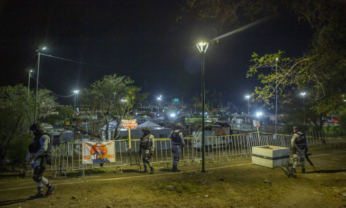 O scenă s-a prăbuşit la un miting de campanie în Mexic/ Profimedia