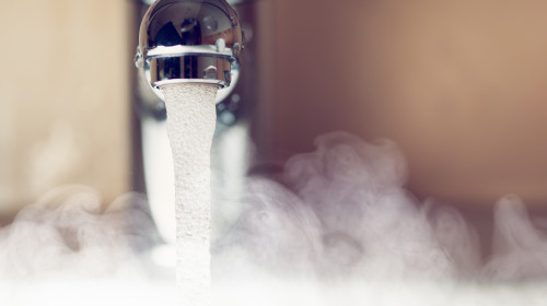 Water,Tap,With,Hot,Water,Steam
