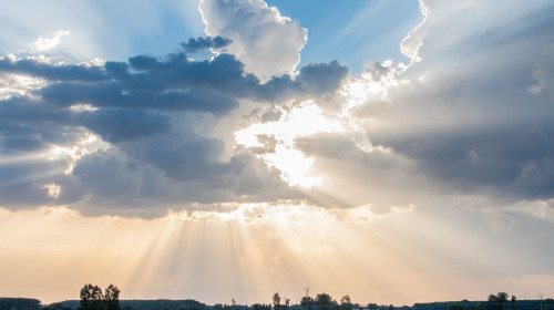 Sun,And,Clouds,Over,Corn,Fields