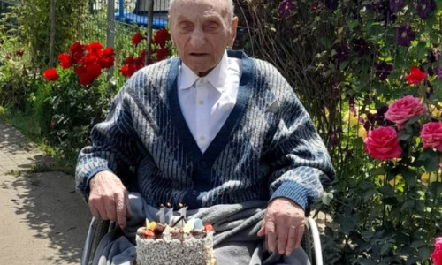 Cel mai bătrân român a împlinit 111 ani