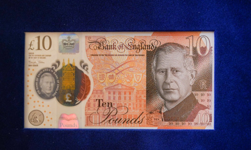 *POOL* King Charles III Is Presented With The First Bank Notes Featuring His Portrait - 09 Apr 2024