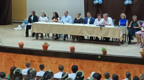 discursul ținut de o elevă de 18 ani