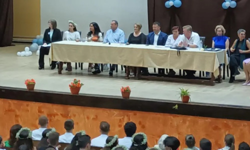 discursul ținut de o elevă de 18 ani