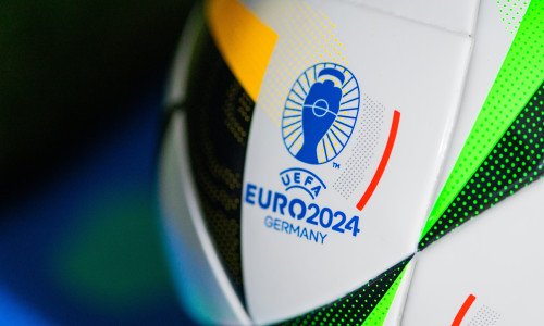 Dusseldorf,,Germany,,April,17,,2024:,Detail,Macro,View,At,Logo
