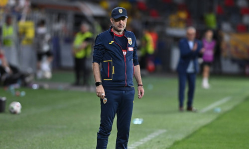 Edward Iordanescu reactioneaza in meciul amical de fotbal dintre Romania si Bulgaria, desfasurat pe Stadionul Steaua din