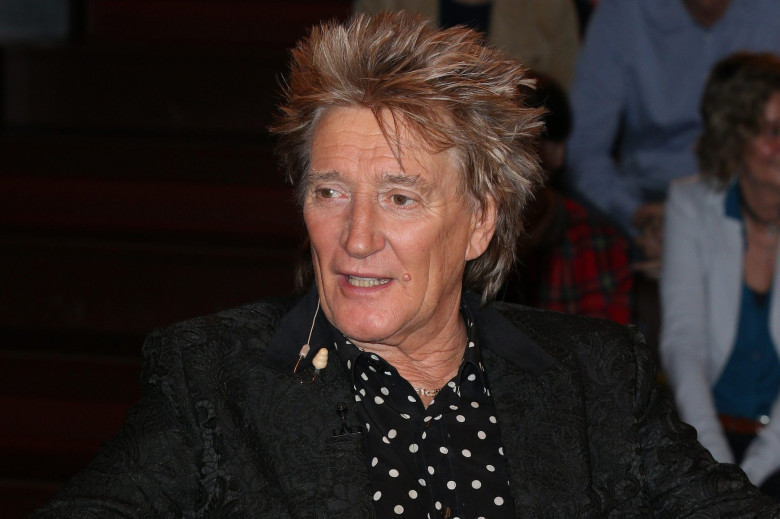 Hamburg, Deutschland. 27th Mar, 2019. ZDF Talk Lanz on 27.03.2019 in Hamburg with Rod Stewart - He is one of the most successful musicians in the world. Rod Stewart will tour Germany in May. | usage worldwide Credit: dpa/Alamy Live News