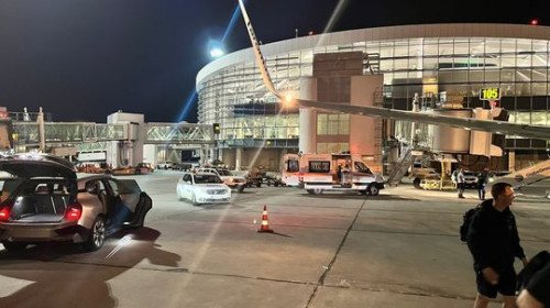 Un pasager al cursei Tarom Frankfurt - Bucureşti a necesitat asistenţă medicală/ Foto: News.ro