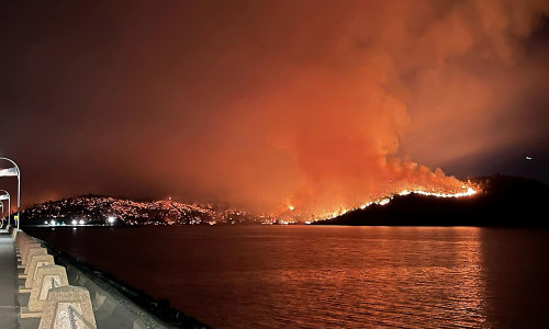 Incendiu masiv de vegetaţie în California/ Profimedia