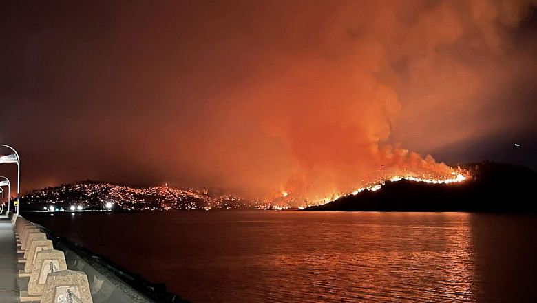 Incendiu masiv de vegetaţie în California/ Profimedia