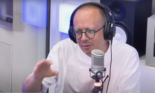 aventura lui florin negrutiu cu tarom