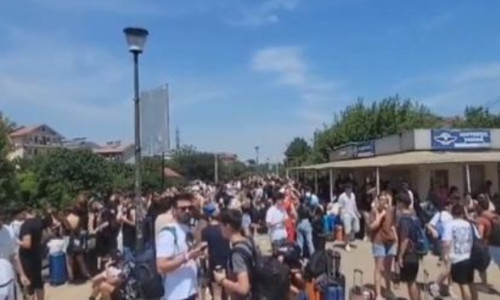 Aglomerație în gara din Costinești