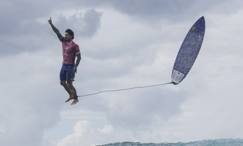 (PARIS2024)FRENCH POLYNESIA TAHITI OLY SURFING