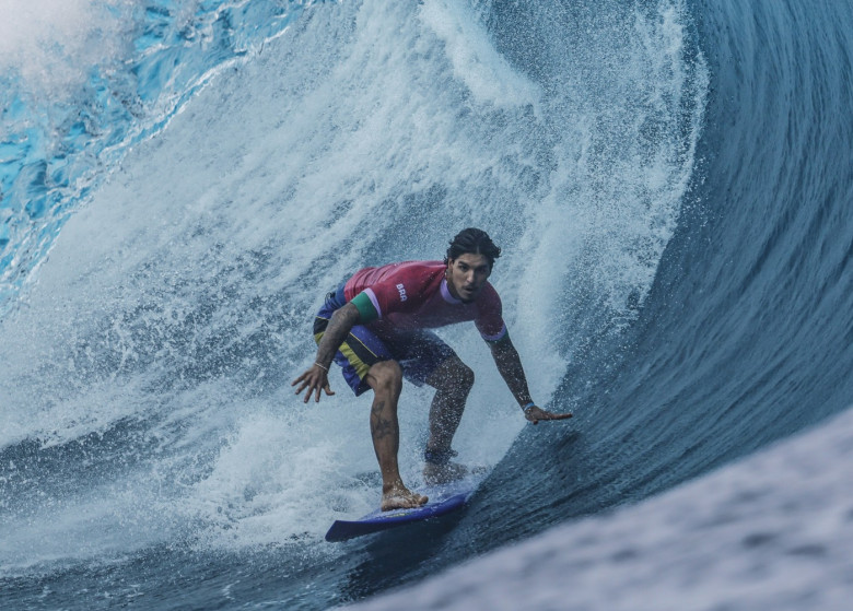 (PARIS2024)FRENCH POLYNESIA TAHITI OLY SURFING