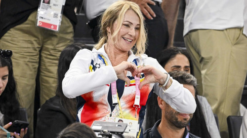 Célébrités assistent aux épreuves de gymnastique lors des Jeux Olympiques de Paris 2024 (JO) au Palais omnisports Bercy Arena, à Paris