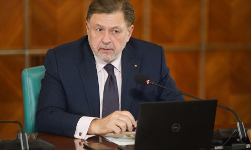 Bucharest, Romania. 11th Apr, 2024: Alexandru Rafila, Minister of Health, speks during the government meeting at the Victoria Palace, the Romanian Government headquarters. Credit: Lucian Alecu/Alamy Live News